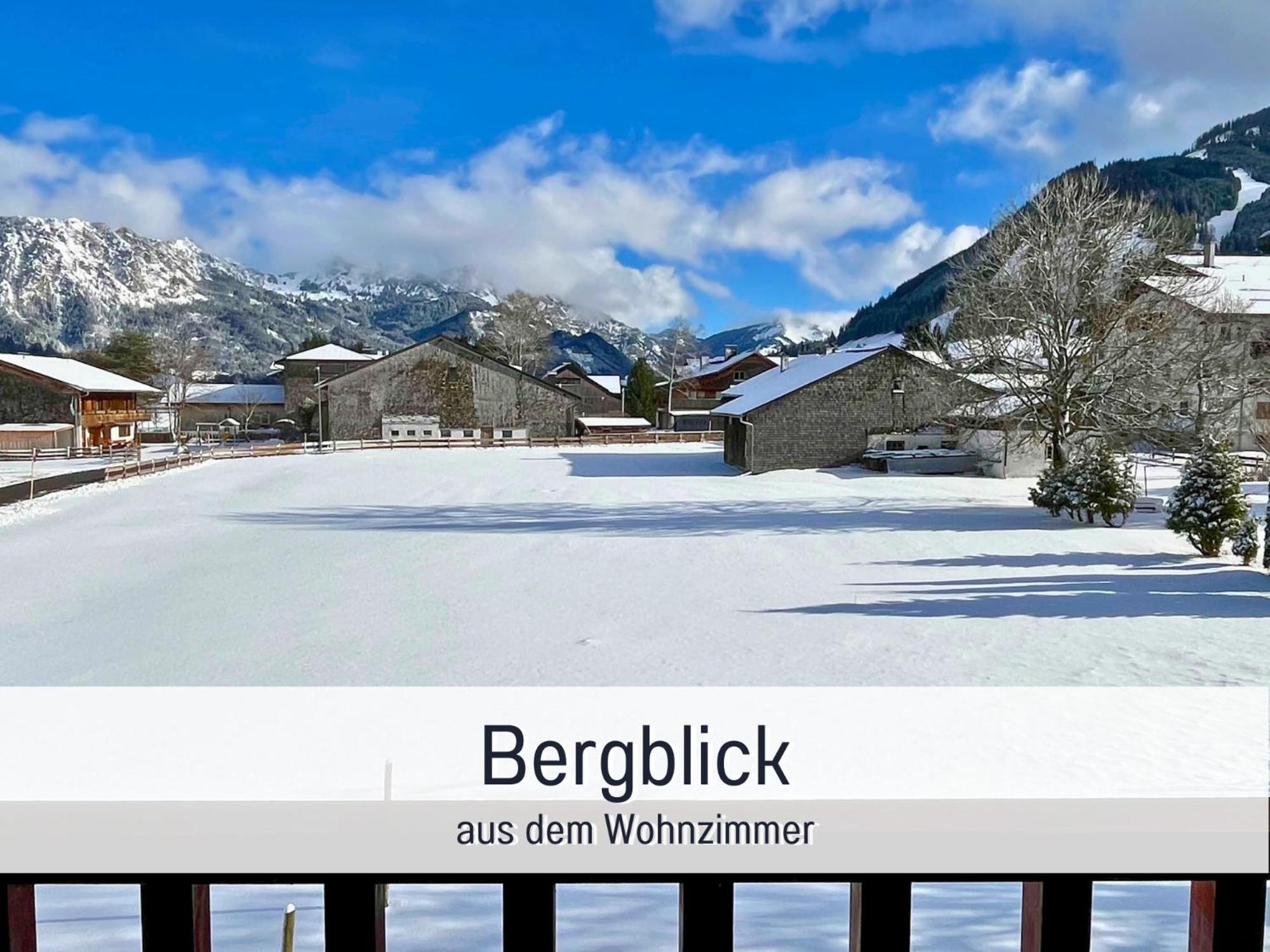 Apartments Tannheim - Bei Birgit Mariacher - Inklusive Sommerbergbahnen - Infrarotsauna & Broetchenservice - Zentral Mit Bergblick Esterno foto